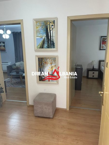 Tirane, shitet apartament 1+1 (me mundesi konvertimi ne 2+1), 70 m² 155.000 € (Ne Myslym Shyr)
