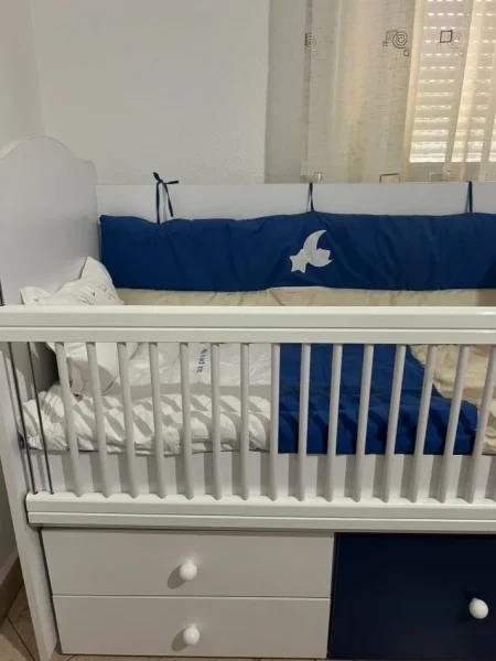 Tirane, shes Krevat per femije 0-6 vjeç 200 €