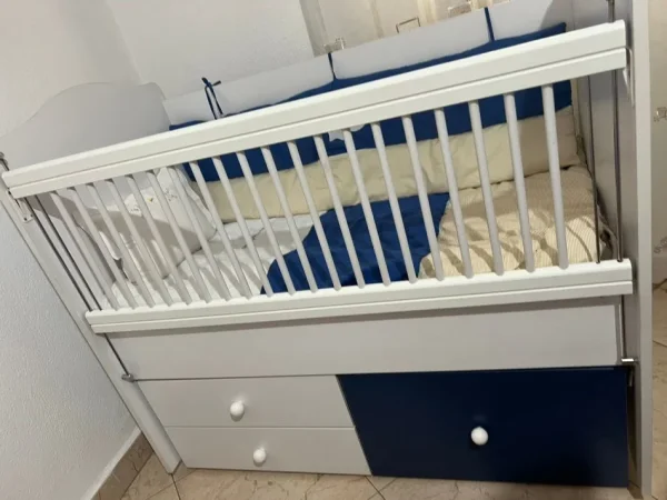 Tirane, shes Krevat per femije 0-6 vjeç 200 €