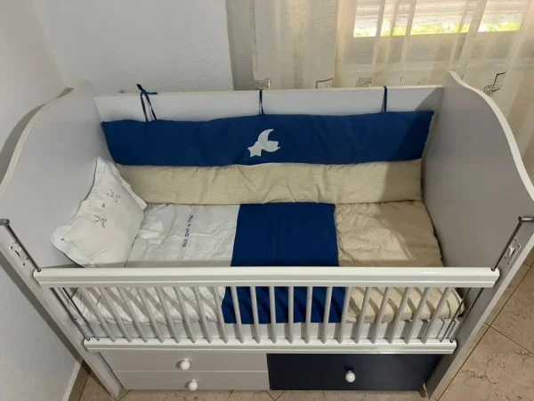 Tirane, shes Krevat per femije 0-6 vjeç 200 €