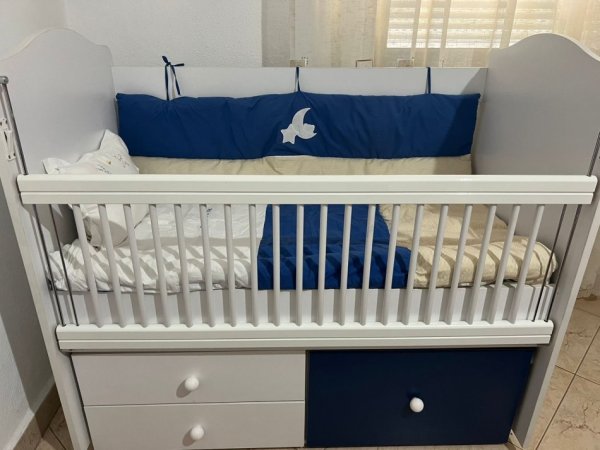 Tirane, shes Krevat per femije 0-6 vjeç 200 €