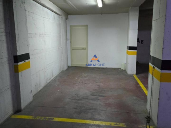 Tirane, shitet 2+1+Ballkon Kati 3, 115 m² 295.000 € (LIQENI I THATE)