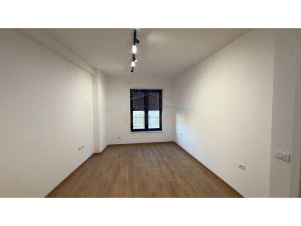 Tirane, jepet me qera apartament 1+1 Kati 1, 96 m² 700 € , PRM50114