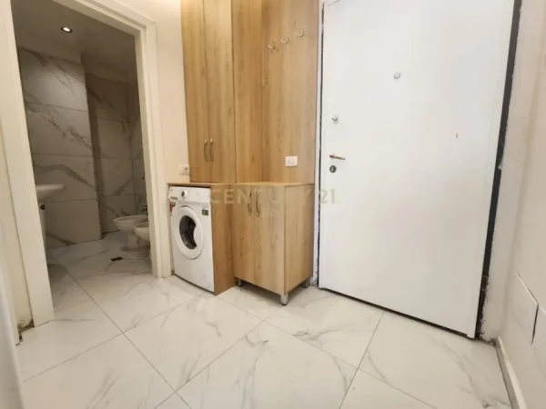 Tirane, shitet apartament 2+1 Kati 2, 73 m² 125.000 € 