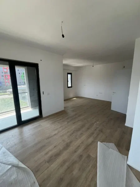 Tirane, shitet apartament 1+1 Kati 9, 65 m² 88.000 € (Rruga Besim Alla , Yzberisht)