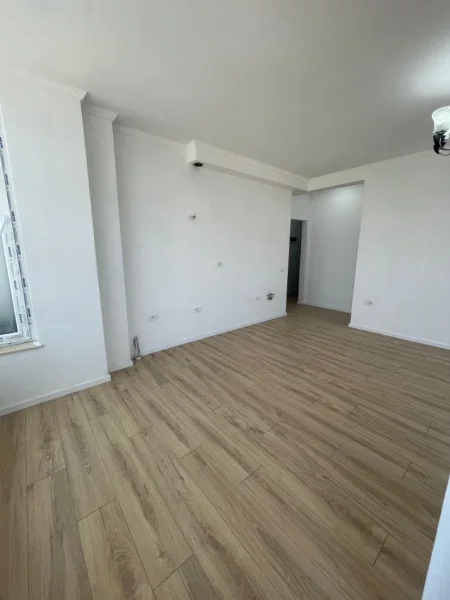 Tirane, shitet apartament 1+1 Kati 9, 65 m² 87.000 € (Rruga Besim Alla , Yzberisht)