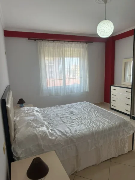 Durres, jepet me qera apartament 2+1+Aneks+Ballkon Kati 3, 110 m² 400 €