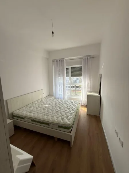Tirane, jepet me qera apartament 1+1 Kati 6, 61 m² 400 € (ali demi)