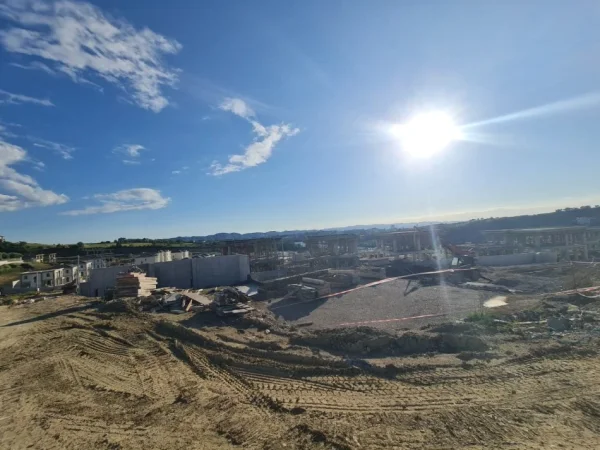 Tirane, shes Vile 2 Katshe , 271 m² 742.000 € (Rolling Hills Liqeni)