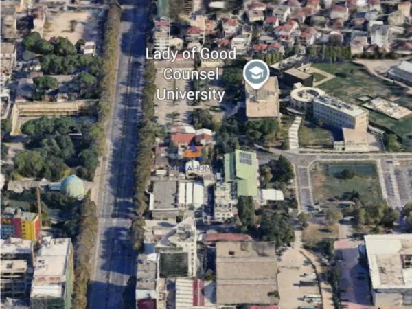 Tirane, jepet me qera dyqan Kati 1, 54 m² 700 € (TE RRUGA DRITAN HOXHA)