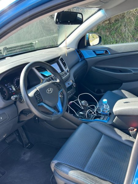 Hyundai Tucson eVgt 1.7Nafte, blu e errët automatik 100mi km 14.000 €