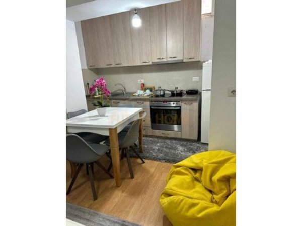 Shitje, Apartament 3+1, Brryli, Tiranë.