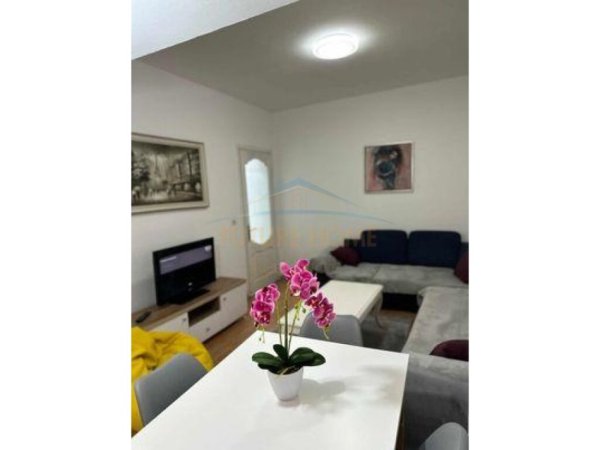 Shitje, Apartament 3+1, Brryli, Tiranë.