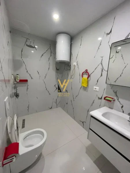 Tirane, jepet me qera apartament 2+1+Ballkon Kati 0, 80 m² 1.500 € (rruga fortuzi)