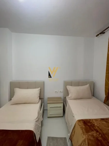Tirane, jepet me qera apartament 2+1+Ballkon Kati 0, 80 m² 1.500 € (rruga fortuzi)