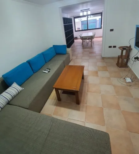 Tirane, shes apartament 3+1+Ballkon Kati 3, 100 m² 260.000 € (sai frasheri)