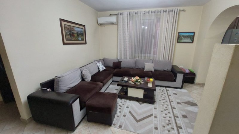 Tirane, shitet apartament 2+1 Kati 4, 81 m² 125.000 €