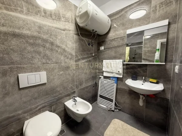 Shqiperi, jepet me qera apartament 1+1 Kati 1, 70 m² 600 € 
