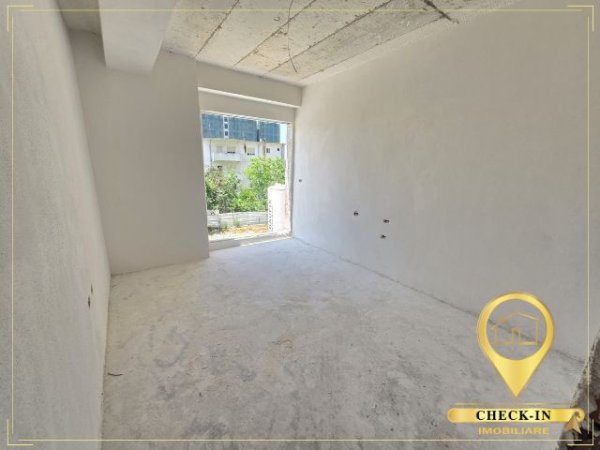 Tirane, shitet apartament 2+1+Aneks+Ballkon Kati 1, 99 m² 121.500 € (Porcelan)