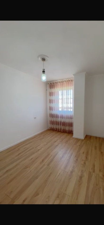 Tirane, shitet apartament 1+1+Ballkon Kati 9, 87.000 m² 87.000 € (YZBERISHT)