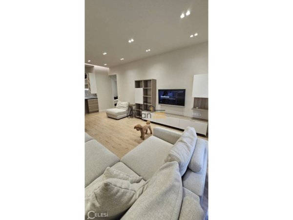 Tirane, shitet apartament 3+1+Ballkon Kati 1, 118 m² 320.000 € (Liqeni Thate)