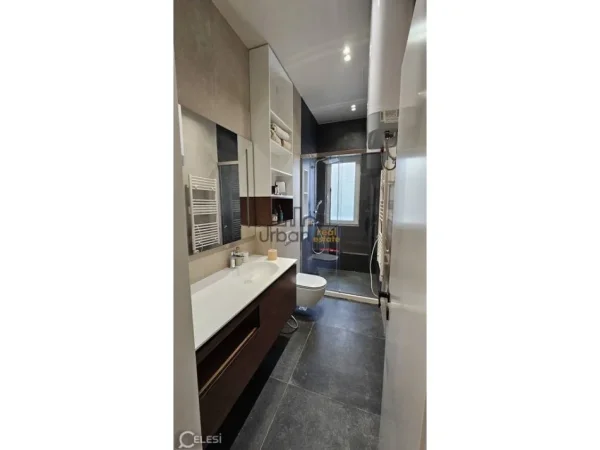 Tirane, shitet apartament 3+1+Ballkon Kati 1, 118 m² 290.000 € (Liqeni Thate)