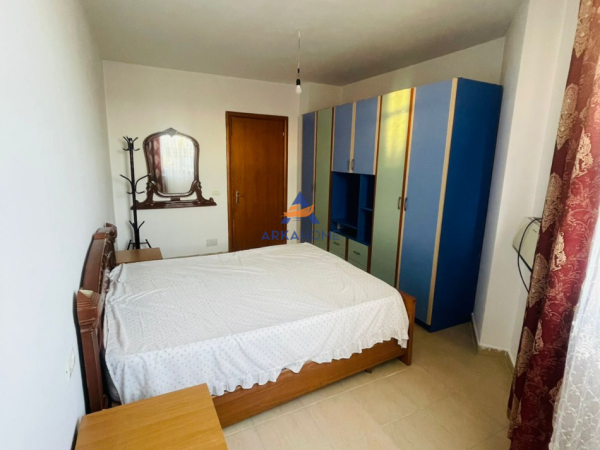 Tirane, jepet me qera apartament 1+1+Ballkon Kati 9, 71 m² 400 € (KOMBINAT)