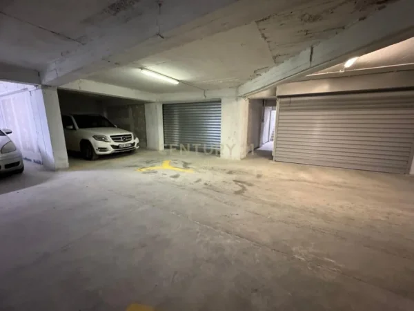 Tirane, shes garazh | post parkimi Kati -2, 15 m² 