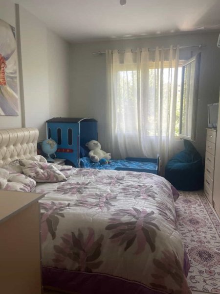 Tirane, jepet me qera apartament 1+1 Kati 2, 74 m² 400 € (Rruga Sotir Caci,)