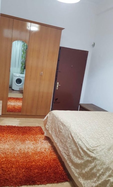 Tirane, jepet me qera garsonier 1+1 Kati 2, 40 m² 320 € (RRUGA E DIBRES)