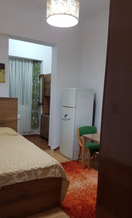 Tirane, jepet me qera garsonier 1+1 Kati 2, 40 m² 320 € (RRUGA E DIBRES)