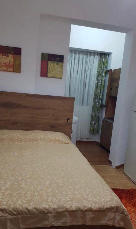 Tirane, jepet me qera garsonier 1+1 Kati 2, 40 m² 320 € (RRUGA E DIBRES)