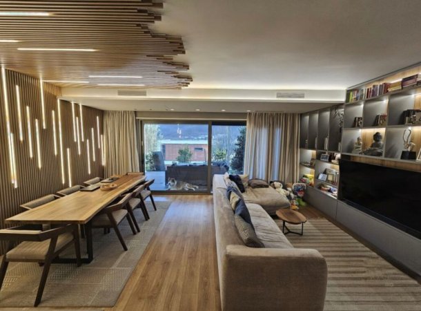 Tirane, shitet Vile 3+1 , 220 m² (Olive Grove Residence)