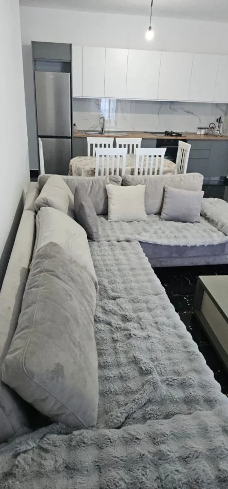 Tirane, jepet me qera apartament 2+1 Kati 5, 103 m² 500 € (Kamëz)