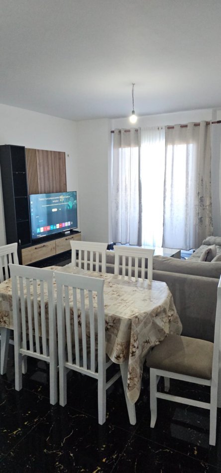 Tirane, jepet me qera apartament 2+1 Kati 5, 103 m² 500 € (Kamëz)