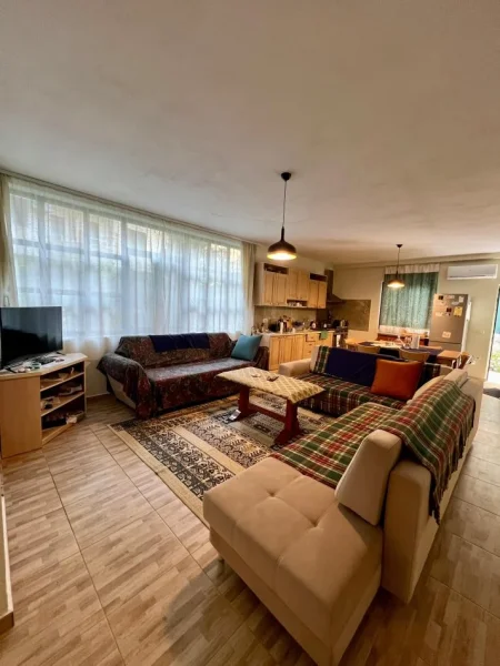 Shkembi Kavajes, shitet Vile 2 Katshe Kati 0, 490 m² 680.000 € (Shkembi kavajes)