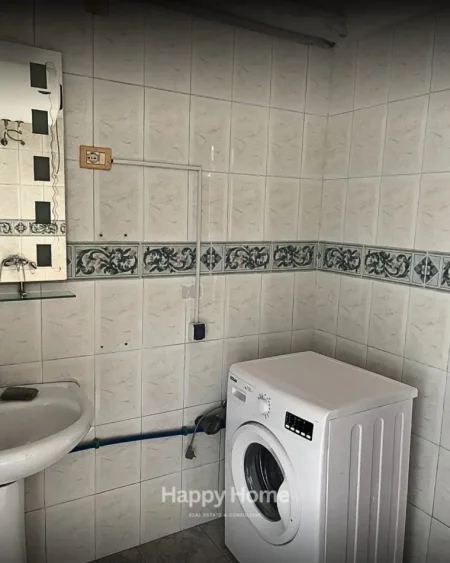 Tirane, jepet me qera apartament 1+1 Kati 1, 58 m² 350 € 