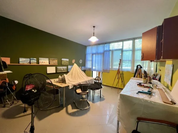 Durres, shitet shtepi 5+1+Ballkon Kati 2, 490 m² 750.000 € (Shkembi i Kavajës, Durrës.)