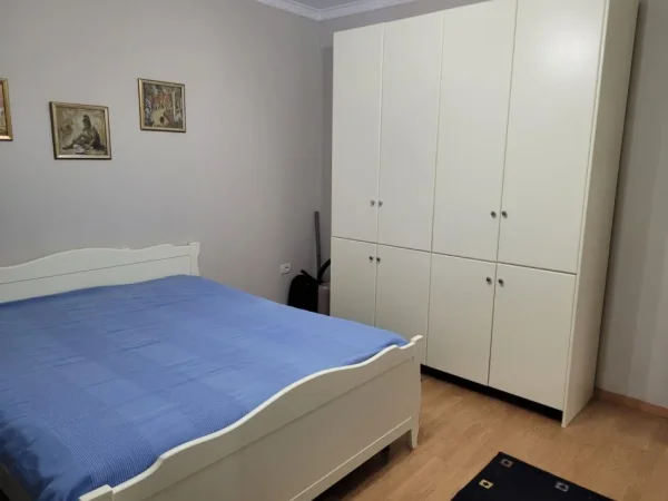 APARTAMENT 3+1  ME QIRA INXHINIERIA E NDERTIMIT 700 €