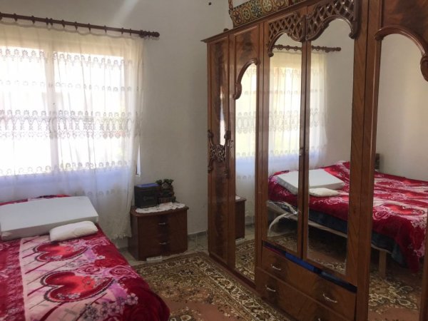 Tirane, shitet shtepi 2 Katshe , 114 m² (ne qender Babrru Tirane)