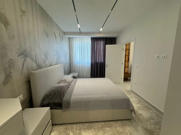 Tirane, jepet me qera apartament 1+1+Ballkon Kati 9, 65 m² 650 € (River Residence, Reuga Nexho Konomi)