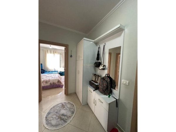 Tirane, jepet me qera apartament 1+1 Kati 2, 74 m² 400 € 