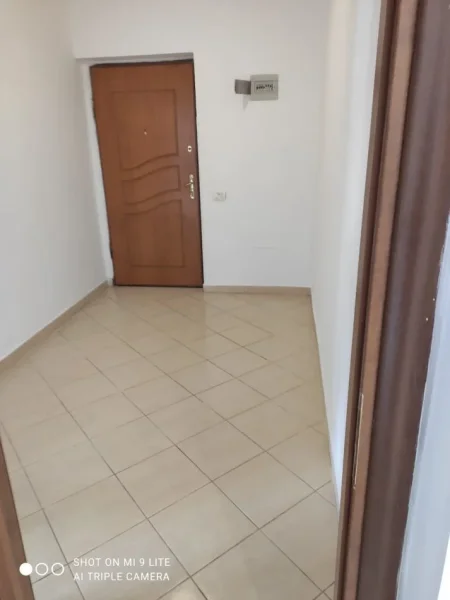 Tirane, shes apartament 2+1 Kati 4, 70 m² 100.000 € (Shkolla Bashkiar)