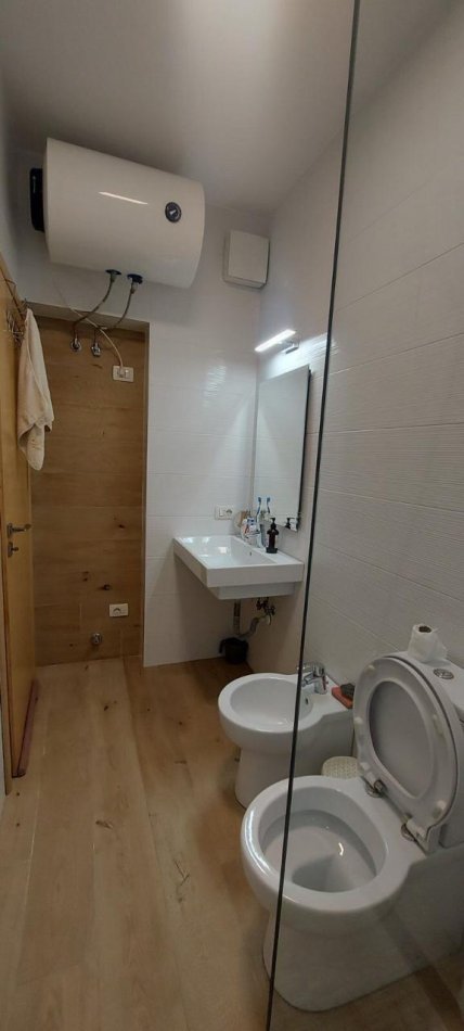 Tirane, jepet me qera apartament 2+1 Kati 7, 82 m² 500 € (Astir, Rr. “Mikel Maruli”)