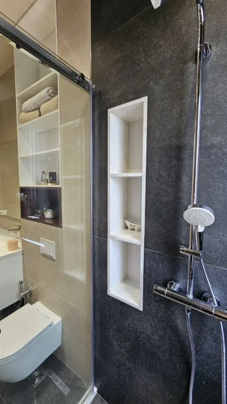 Tirane, shitet apartament 2+1 Kati 1, 118 m² 335.000 € (Liqeni i Thate)