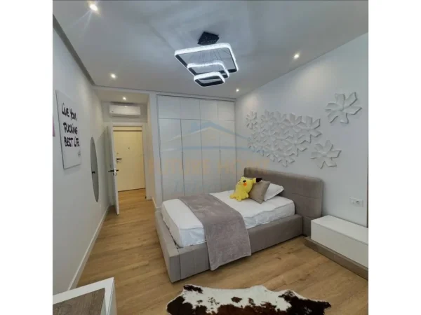 Tirane, shitet apartament 2+1 Kati 8, 139 m² 312.000 € (rruga e kokonozeve)