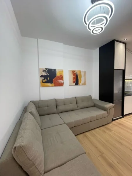 Tirane, shitet apartament 1+1+Ballkon Kati 8, 53 m² 93.000 € (Don Bosko)