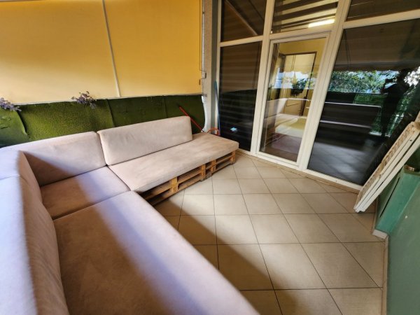 🟢 JEPET ME QIRA :⚡️Apartament 1+1+1wc & VERANDË📍( KOMUNA PARISIT - KOMPLEKSI KIKA 2 FIKS TE FLEX GYM ) 100% i Ri Luxury & (600€) 🔥