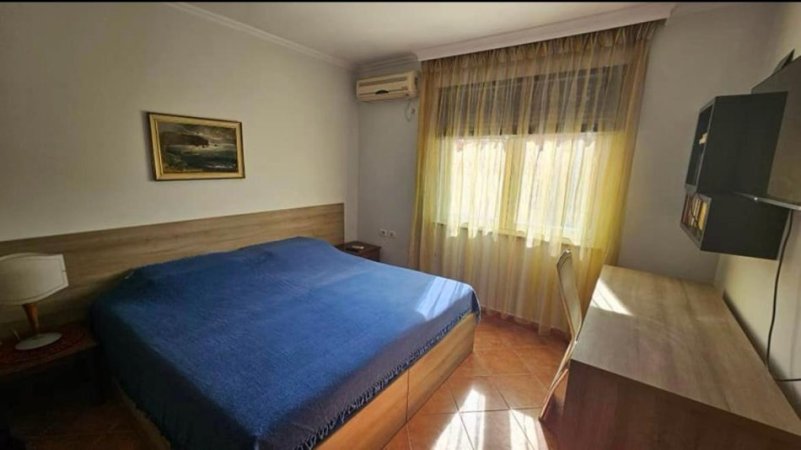 Tirane, jepet me qera apartament 2+1 Kati 5, 100 m² 600 € (Qender, prane Bankes se Shqiperise)