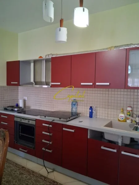 Tirane, jepet me qera apartament 2+1 Kati 2, 114 m² 700 € (DON BOSKO)